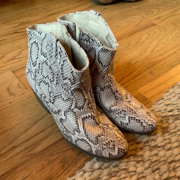 rampage snakeskin booties